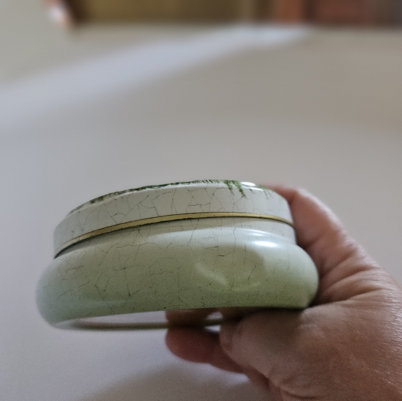 Set of Churchill's "The Classic Collection" Natural Fruit Sweets EMPTY TINS - Picture 6 of 7